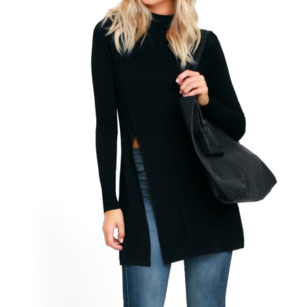 Black long sleeved shirt
